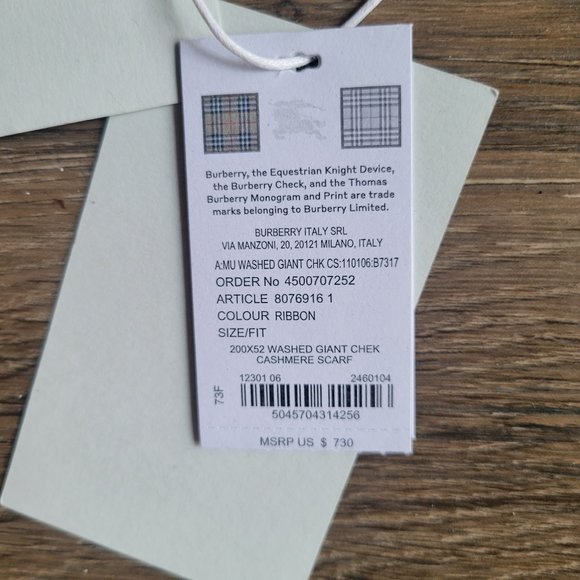 New With Tags Burberry Giant Check Cashmere Scarf for Women In Ribbon Color - Picture 5 of 15